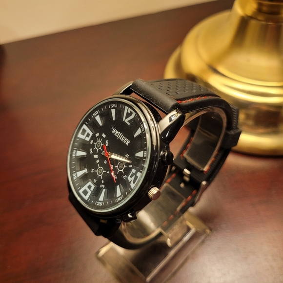 Brand New Men's Weijieer Black Analog Watch - Picture 2 of 3